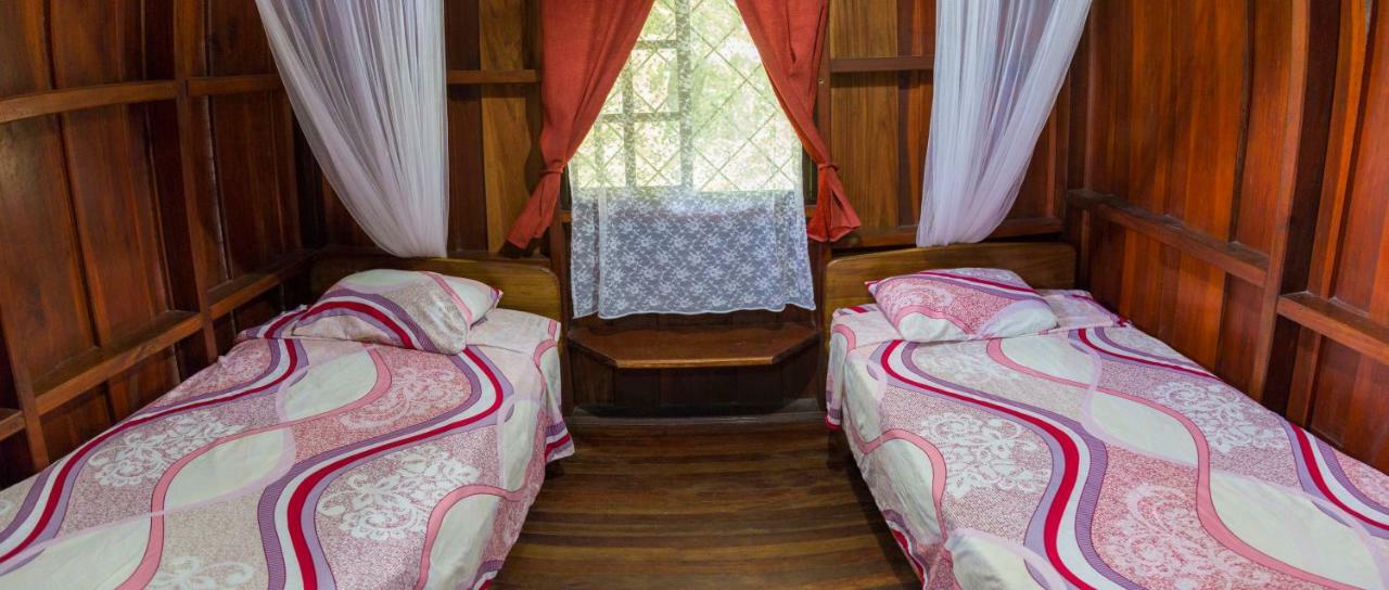 Cabinas Iguana Cahuita Dış mekan fotoğraf