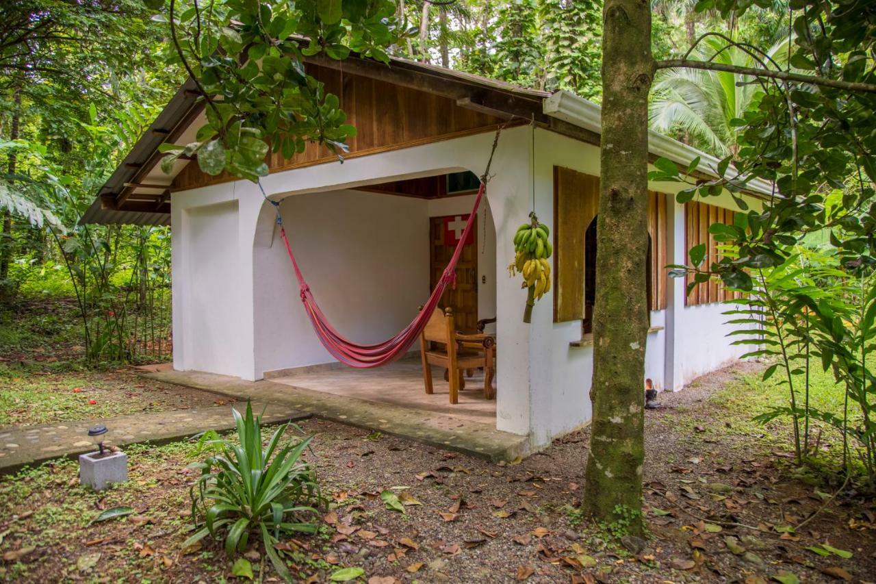 Cabinas Iguana Cahuita Dış mekan fotoğraf