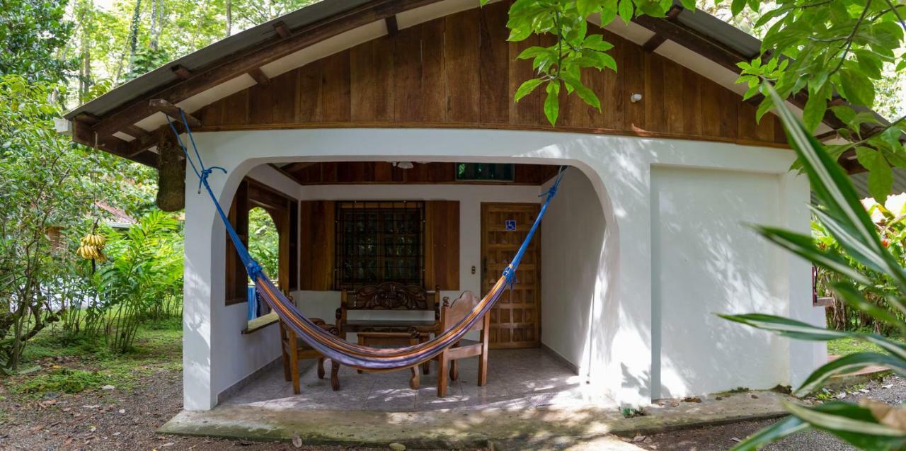 Cabinas Iguana Cahuita Dış mekan fotoğraf